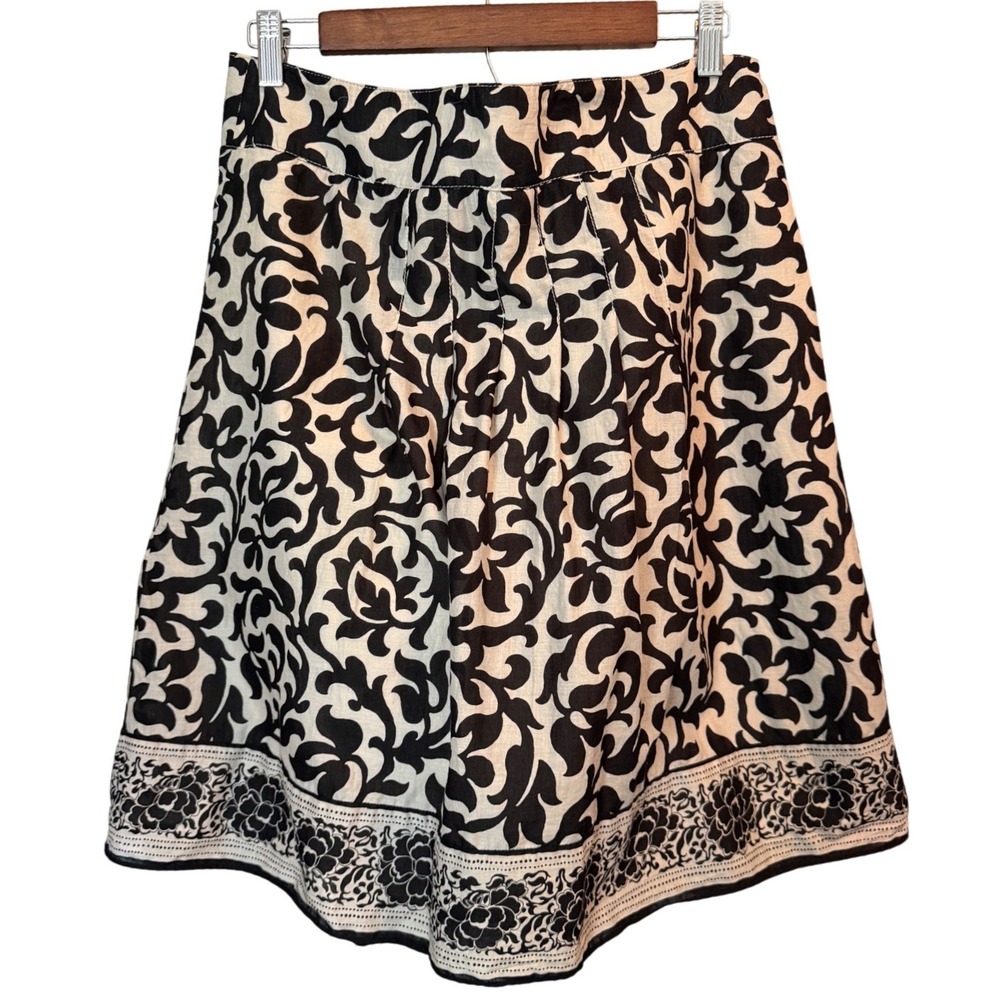 Ann Taylor Black and Cream A-Line Floral Print Skirt